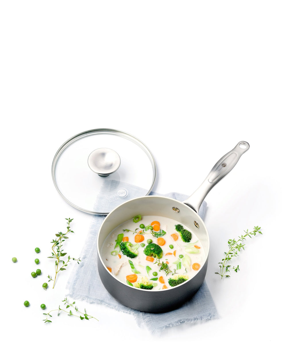 GreenPan Brussels Saucepan 18 CM - Black