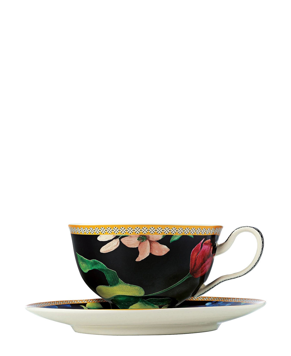 Maxwell & Williams Tea's & C's Footed Cup & Saucer - Black